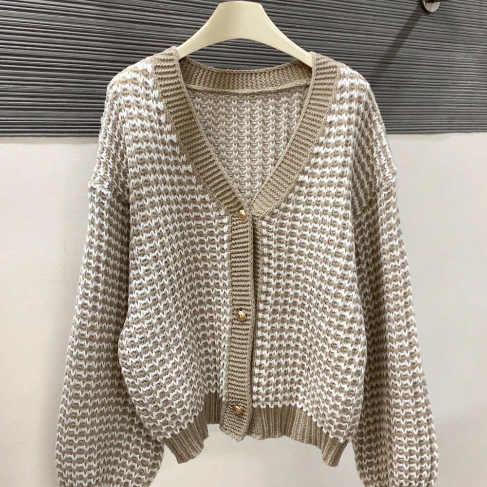 Khaki Casual Women's Plaid Print Button Front V-Neck Long Sleeve Cardigan - Picture 3 of 4